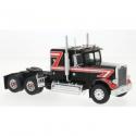 IXO Models TR218 Freightliner FLC 120 64 T 1977