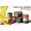 MiniArt 24012 Fuel and Oil Drums Set 2