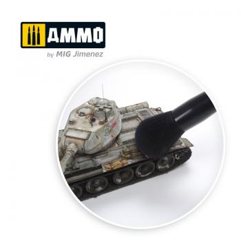 AMMO by Mig AMIG8575 Dust Removal Brush 1