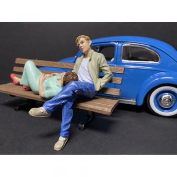 American Diorama AD-38330 Sitting Lovers - Figure I