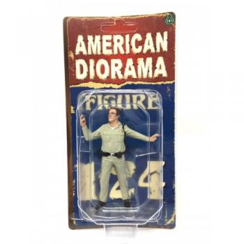 American Diorama AD-77515 Highway Patrol - Directing Traffic