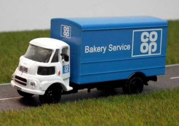 B-T Models DA95 Leyland FG Van