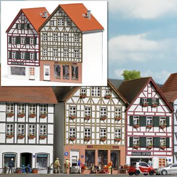 Busch 1537 Town Terraced Houses