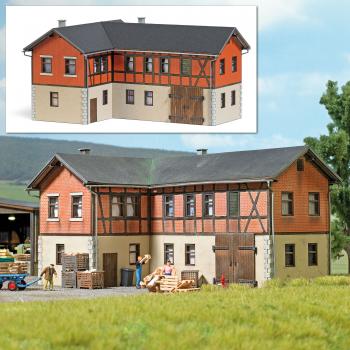 Busch 1655 Farmhouse