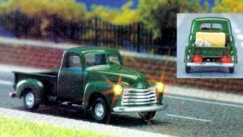 Busch 5643 Chevrolet Pick-up with Lights