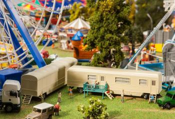 Faller 140481 Funfair Caravans II