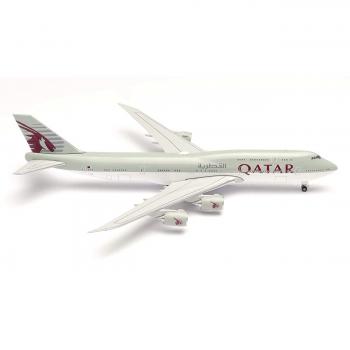 Herpa 533935 Boeing 747-8 Qatar