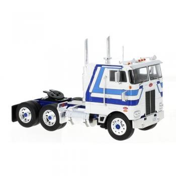 IXO Models TR065 Peterbilt 352 Pacemaker 1979