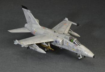 Italeri 1460 AMX Ghibli