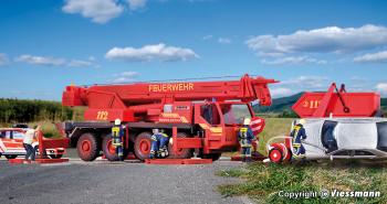 Kibri 13041 Fire Brigade Crane Truck