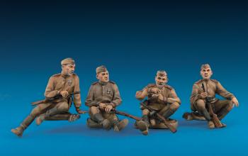 MiniArt 35001 Soviet Infantry At Rest 1943-1945