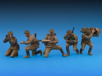 MiniArt 35231 Soviet Artillery Crew