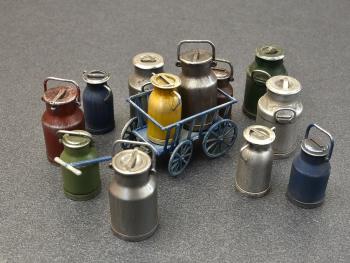 MiniArt 35580 Milk Cans with Cart