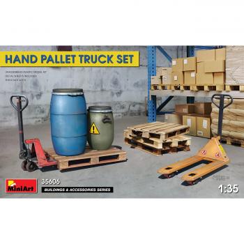 MiniArt 35606 Hand Pallet Truck Set