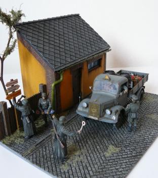 MiniArt 36032 Diorama with Barn