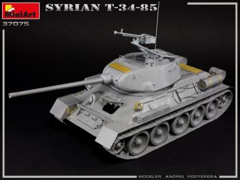 MiniArt 37075 Syrian T-34/85