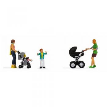 Noch 15584 Mothers with Children