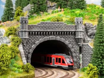 Noch 58271 Tunnel Portal