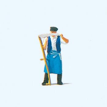 Preiser 28041 Farmer with Scythe