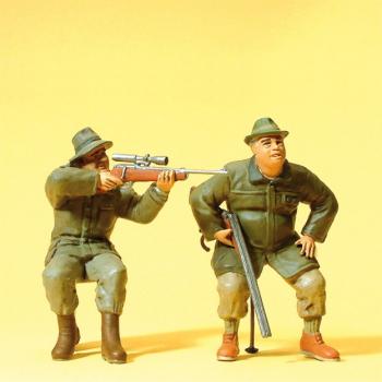 Preiser 45137 Hunstmen Seated