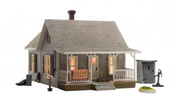 Woodland Scenics BR5040 Old Homestead - Ready Made