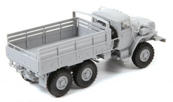 Zvezda 5050 Ural-4320 Russian Truck