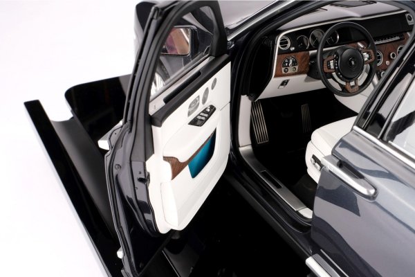 Rolls Royce Cullinan Model